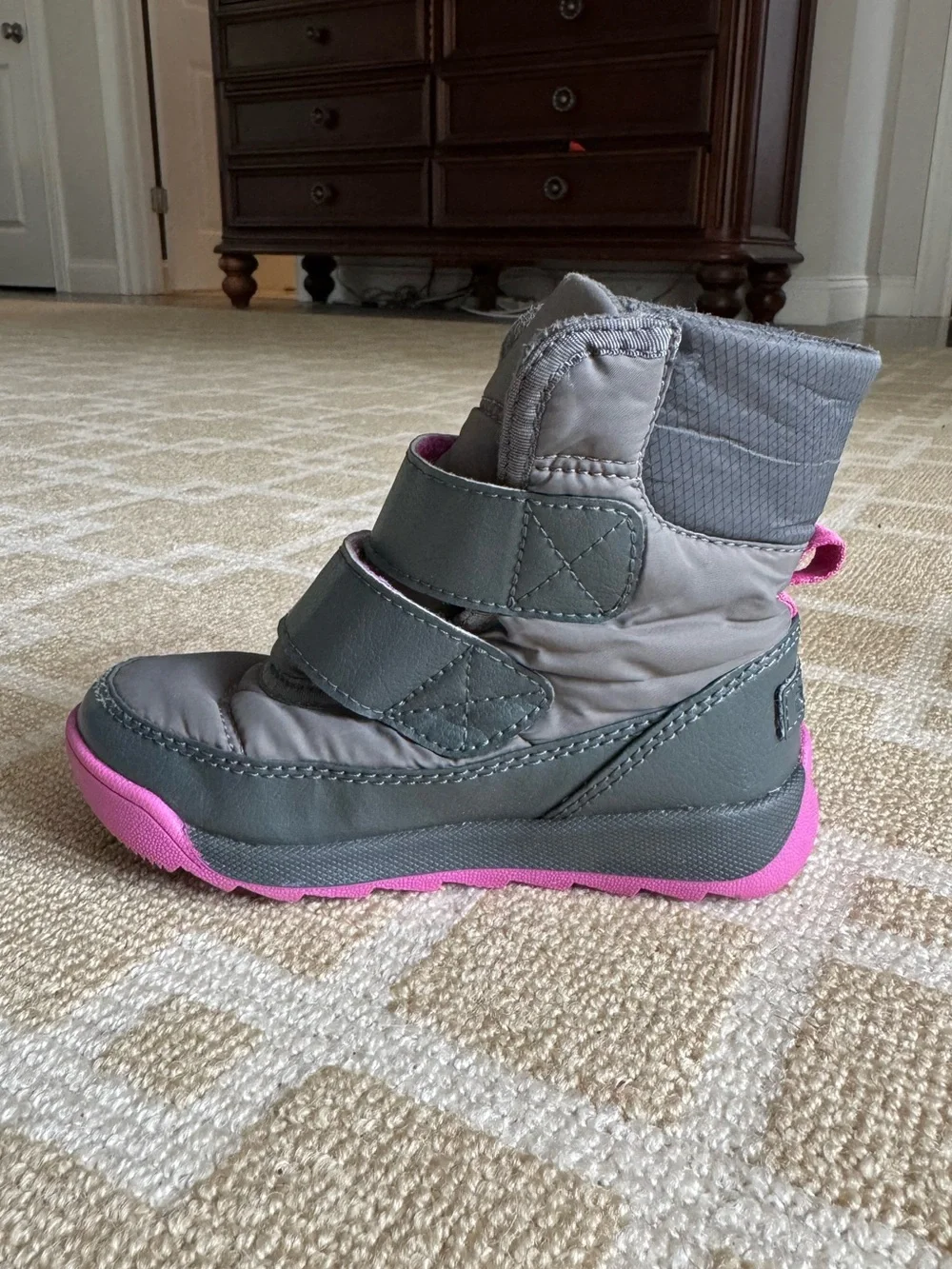 Sorel Whitney II Strap Waterproof Insulated Snow Boots Gray Pink Girls Size 9